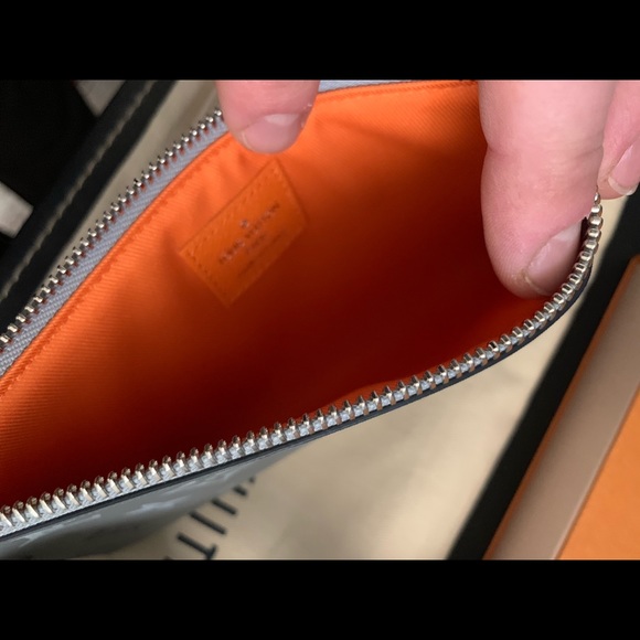 Louis Vuitton Alpha Pouch M44178 Space Collection - Picture 5 of 7